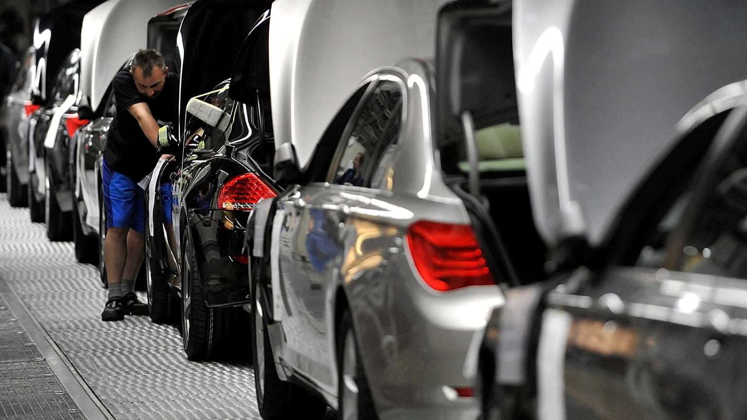 BMW is now warning of a prolonged impact from the semiconductor shortage.