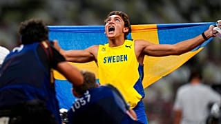 A 21 ans, le prodige suédois Duplantis remporte l'or à la perche