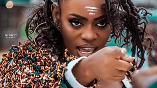 Artiste féminine libérienne Faith Vonic : Musique et plongée dans l'aide humanitaire