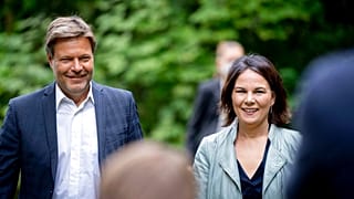 Grünen-Politiker Robert Habeck und Annalena Baerbock in Brandenburg