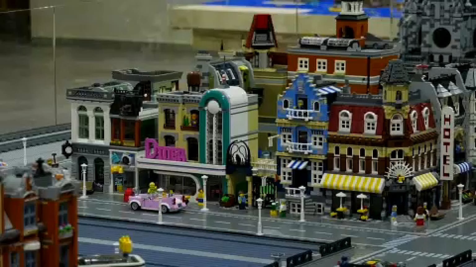 Let's Go, el impresionante museo de Lego levantado por dos aficionados