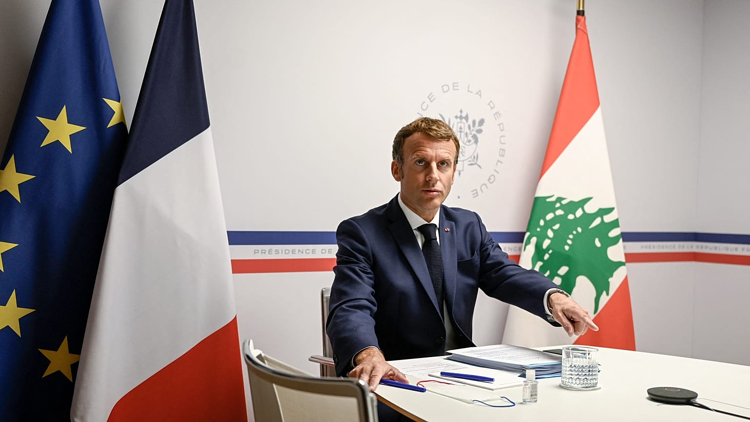 Emmanuel Macron apela a reformas no Líbano