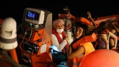 In der Türkei müssen Bewohnerinnen und Bewohner von Milas per Boot evakuiert werden
