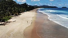 Kharon Beach, spiaggia nell'isola di Phuket