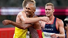 Damian Warner jubelt über Gold
