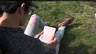 رحلة الشاب ستدوم سنة من اجل لقاء عائلته