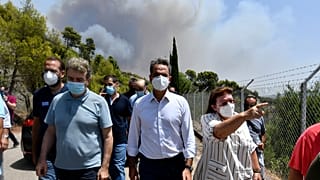 Греция поможет погорельцам