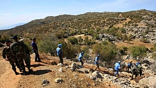 سربازان ارتش لبنان و نیروهای حافظ صلح سازمان ملل