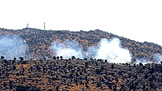 Die israelische Armee bombardiert das südlibanesische Dorf Kfar Shouba (6.8.2021)