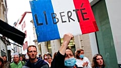 Protesta en París contra el pase sanitario