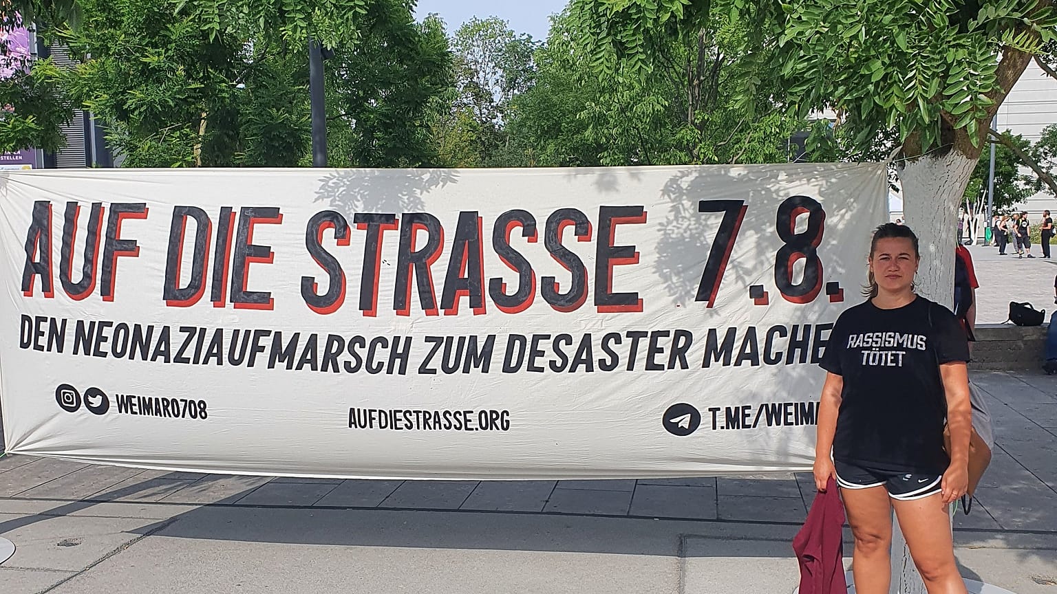 Protest gegen den Neonazi-Aufmarsch in Weimar mit Lena Saniye Güngör