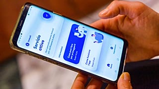الشرطة الإيطالية تفكك شبكة لتزوير التصاريح الصحية