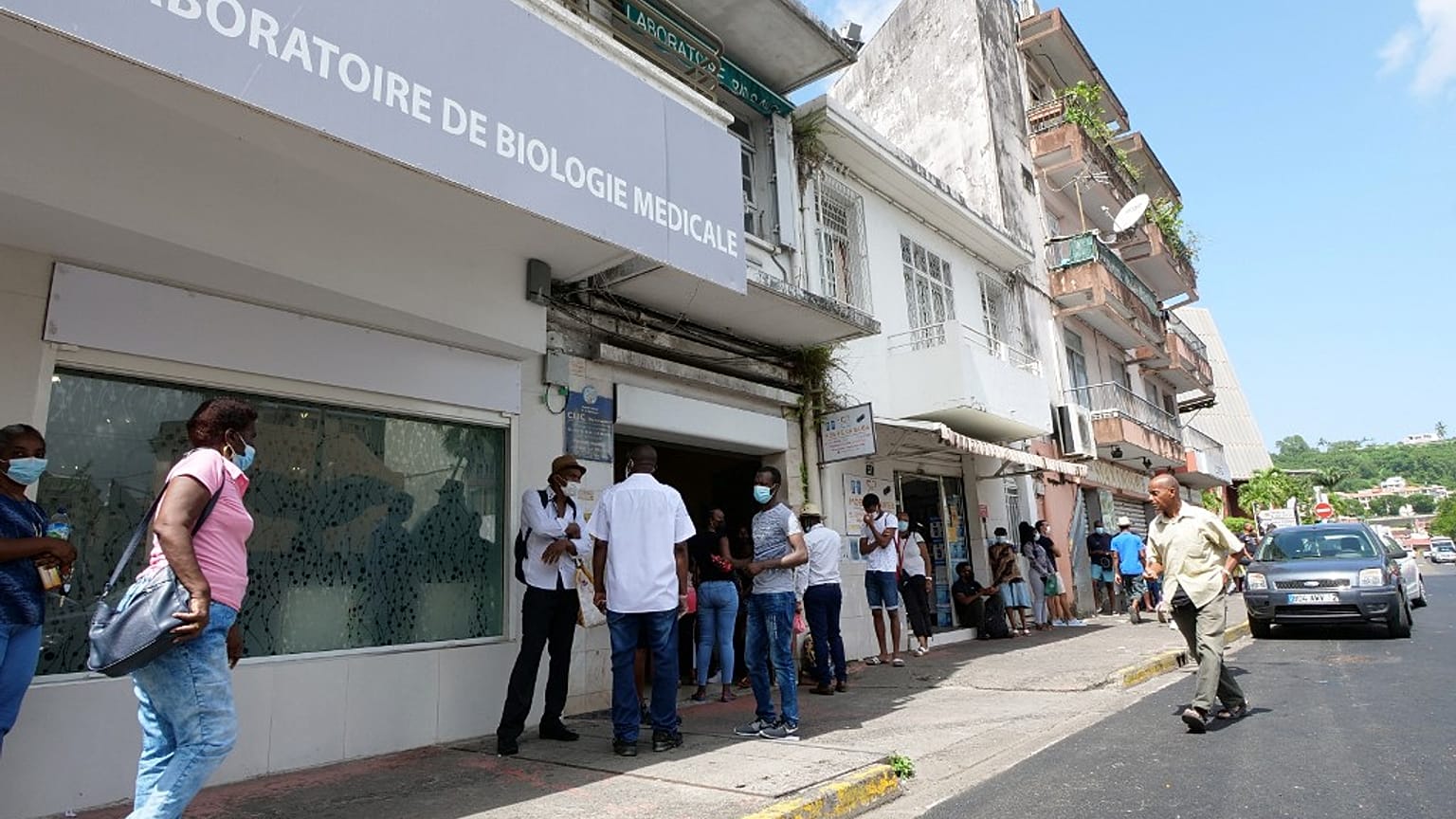 Confinement renforcé en Martinique