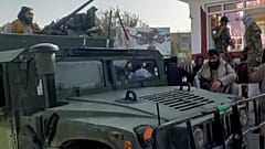 Tálib harcosok Kunduzban a tartományi székhely elfoglalása után