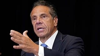 New York Valisi Andrew Cuomo, hakkındaki cinsel taciz suçlamalarının ardından istifa kararı aldığını açıkladı
