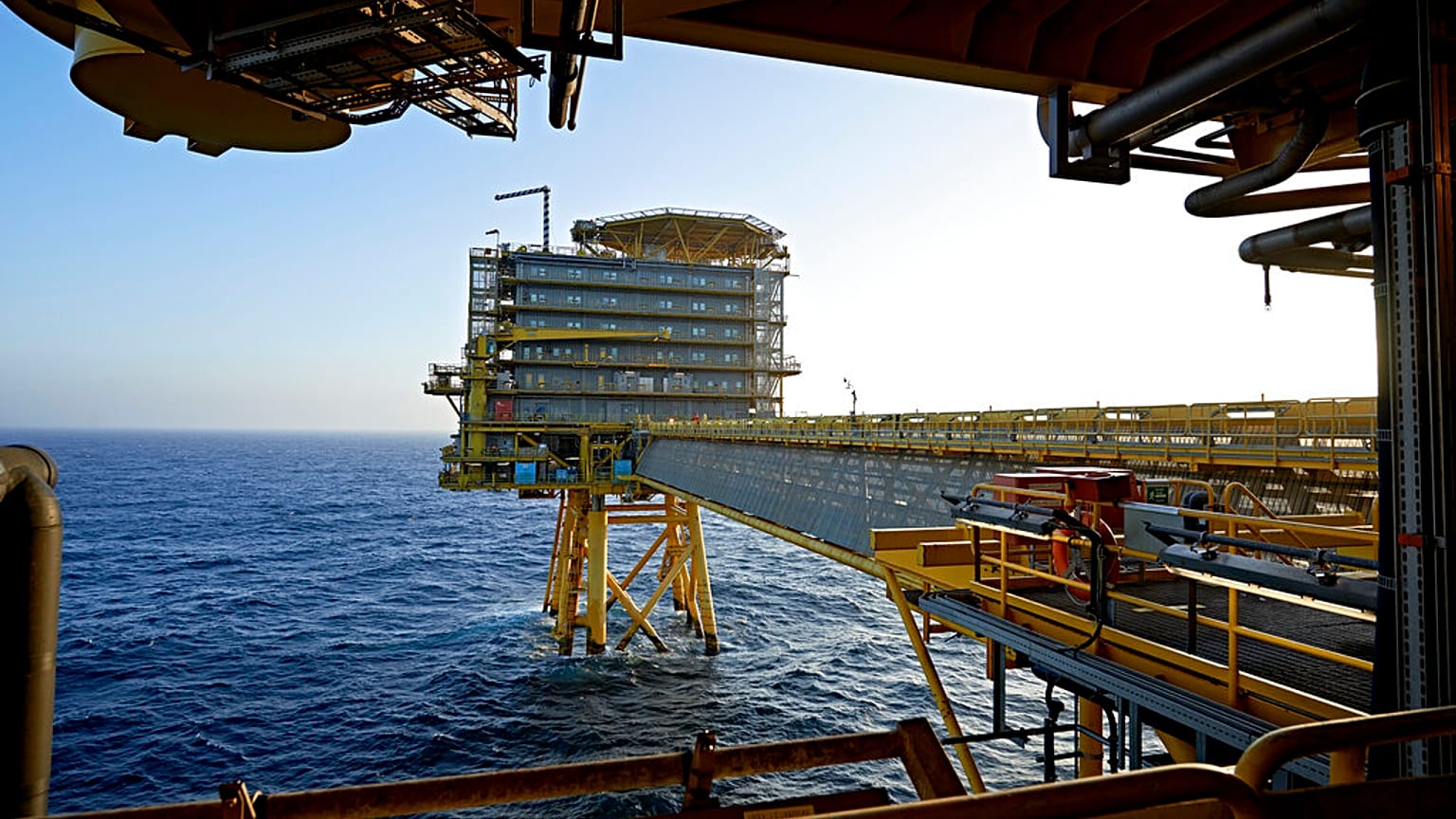 Foto de archivo del 23 de octubre de 2013 de la plataforma petrolera de A.P. Moller-Maersk, llamada Halfdan, en el Mar del Norte.