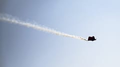 Soul Flyers: Spektakulärer Wingsuit-Flug durch Avoriaz in den Alpen