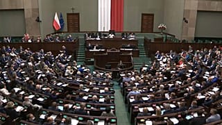Lengyel médiatörvény: támadás a sajtószabadság ellen az EU szerint