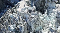 Abrutschende Gletscher am Montblanc