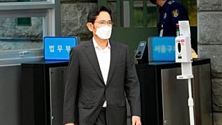 Libération conditionnelle de l'héritier et patron de Samsung