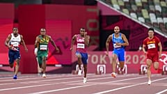 CJ Ujah Tokióban a 100m középdöntőjében