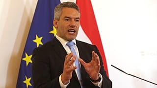 وزیر کشور اتریش