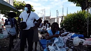 Séisme en Haïti : Au moins 724 morts et 2800 blessés, les secours sont à pied d'oeuvre