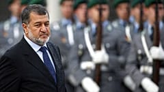 Afganistan Milli Savunma Bakanı General Bismillah Han Muhammedi.