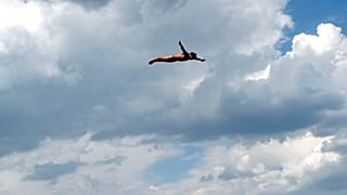 Plongeons de l’extrême à Oslo pour la deuxième manche des Red Bull Cliff Diving World Series