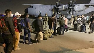 Évacuation de ressortissants français de Kaboul, après la prise de pouvoir des talibans en Afghanistan - Aéroport de Kaboul, le 17/08/2021