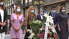 Autoridades políticas catalanas durante la ceremonia de homenaje a las víctimas del 17A