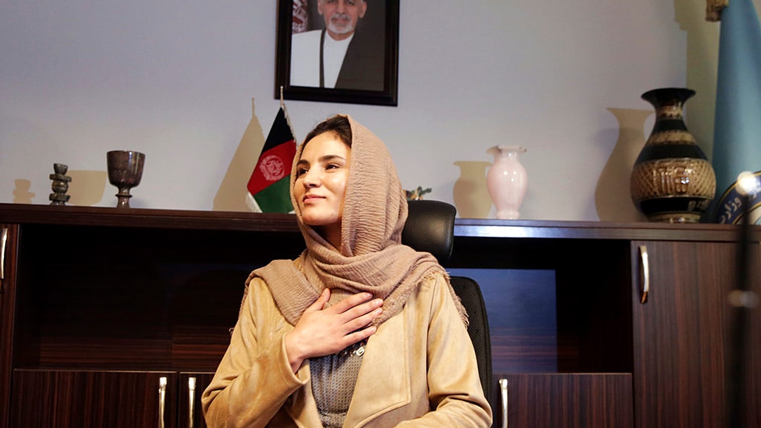 Hosna Jalil en su época de viceministra del Interior de Afganistán