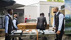 Enterrement d'une personne morte du Covid-19, à Fort-de-France, le 17 août 2021, France