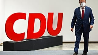 Υποχωρεί δημοσκοπικά το CDU