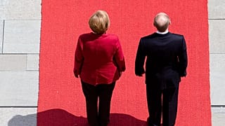 Merkel búcsút vesz Putyintól