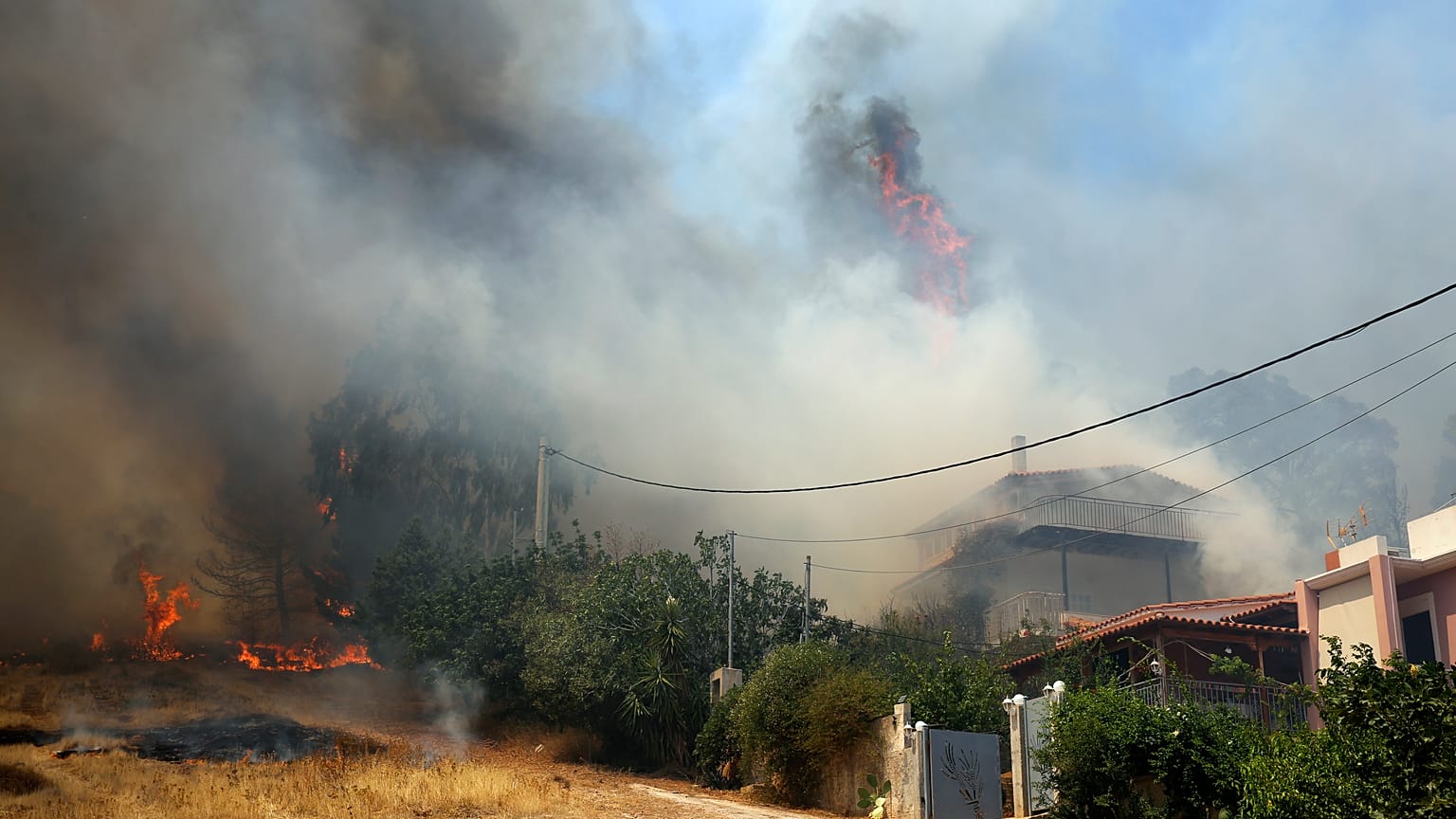 ΠΥΡΚΑΓΙΑ ΣΤΗΝ ΚΕΡΑΤΕΑ