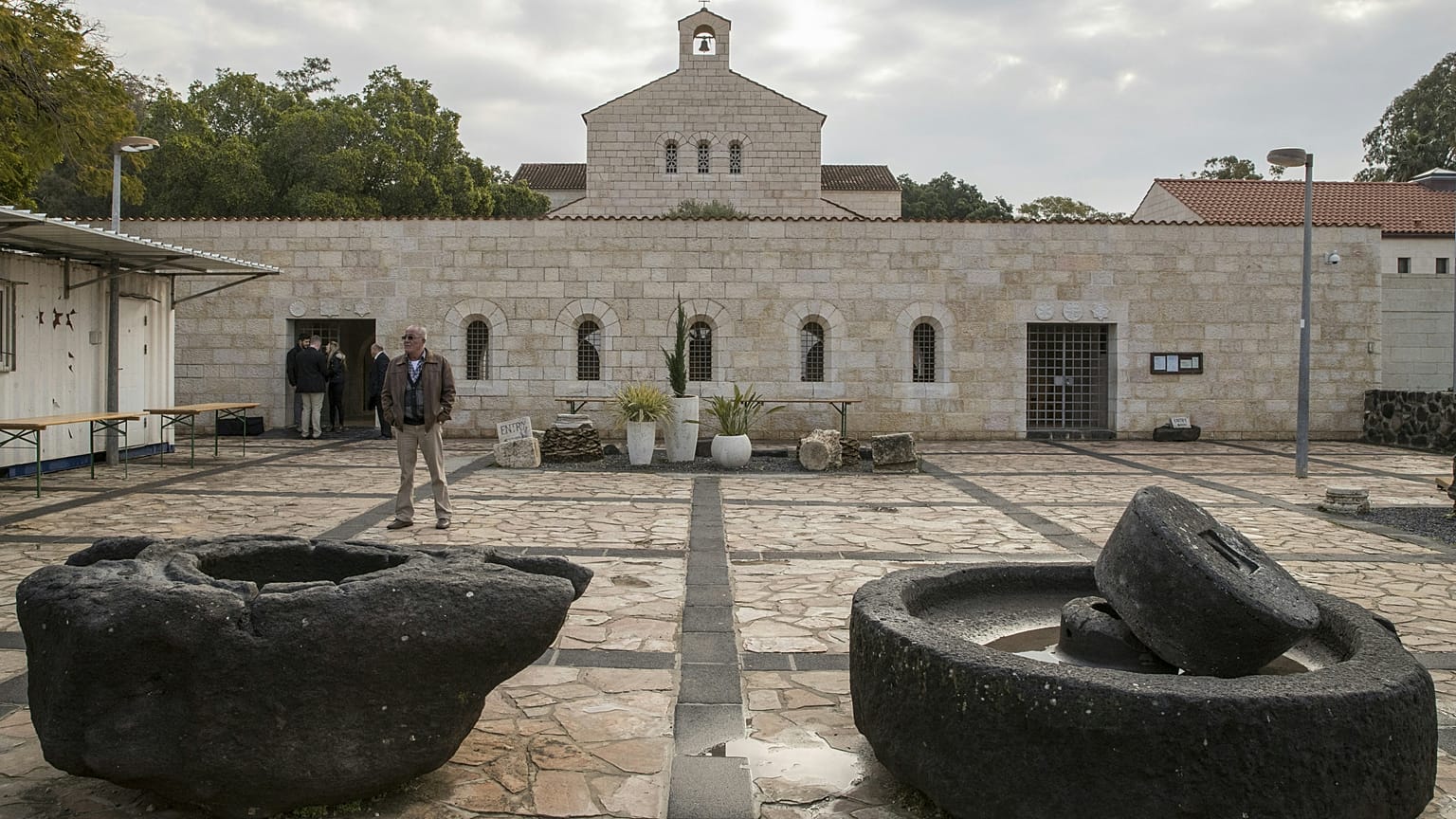 صورة لكنيسة تكاثر الأرغفة والأسماك في الطابغة على ضفاف بحيرة طبريا في الجليل شمال إسرائيل.12 فبراير 2017