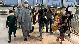 EEUU saca a 7 800 personas de Kabul mientras busca 'formas creativas' para acelerar las evacuaciones