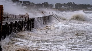 Bord de mer après l'arrivée de la tempête tropicale Henri - Montauk (Etat de New York, USA), le 22/08/2021
