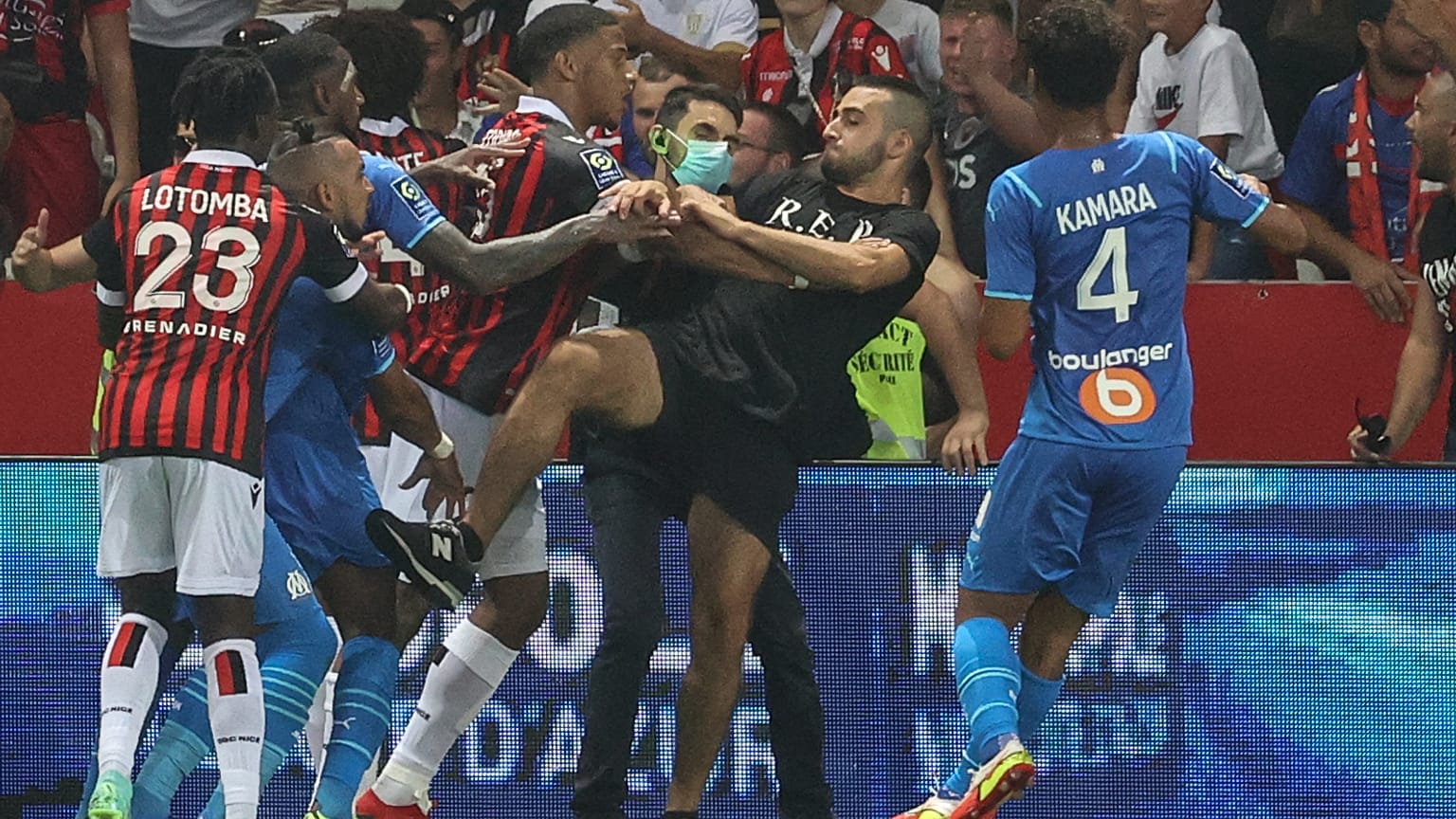 Futebol: Pugilato no jogo entre o Nice e o Marselha