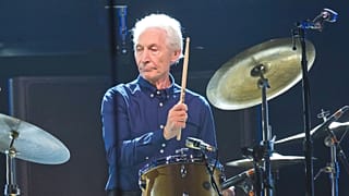 Archive - Charlie Watts, batteur des Rolling Stones, lors d'un concert en France en 2017