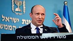 Washingtonban tárgyal a két hónapja hivatalban lévő új izraeli kormányfő