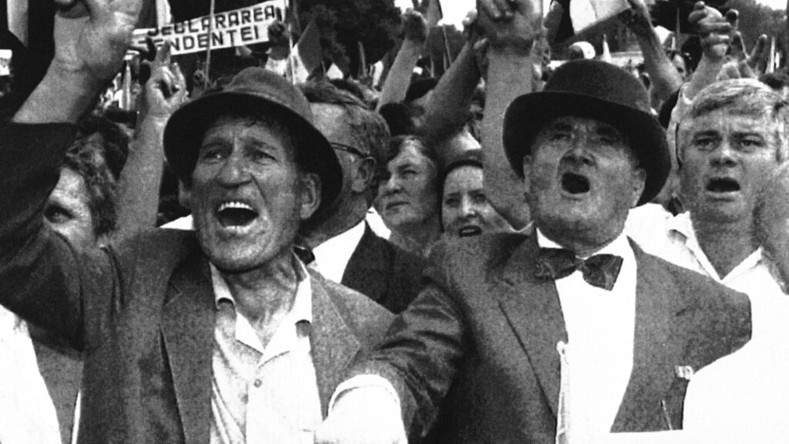 A crowd of about 200,000 people demonstrates in Chișinău on Tuesday, August 27, 1991 after Moldavia proclaimed its independence from Moscow