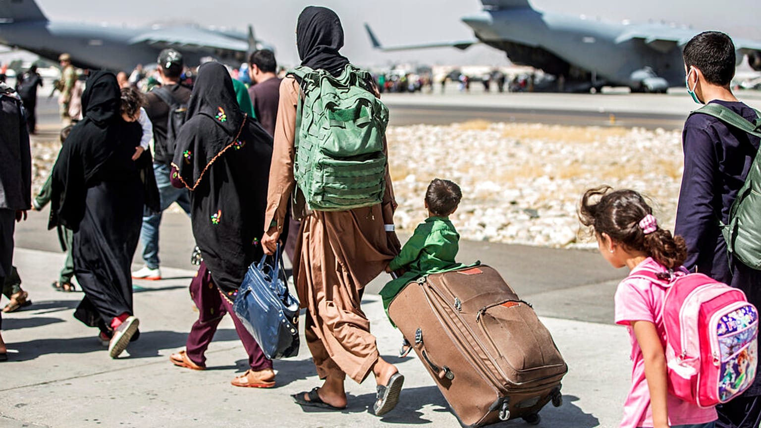 BM: 2021 sonuna kadar yarım milyon insan Afganistan'dan ayrılabilir