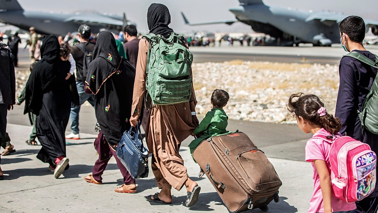 Evacuazioni in Afghanistan: è corsa contro il tempo