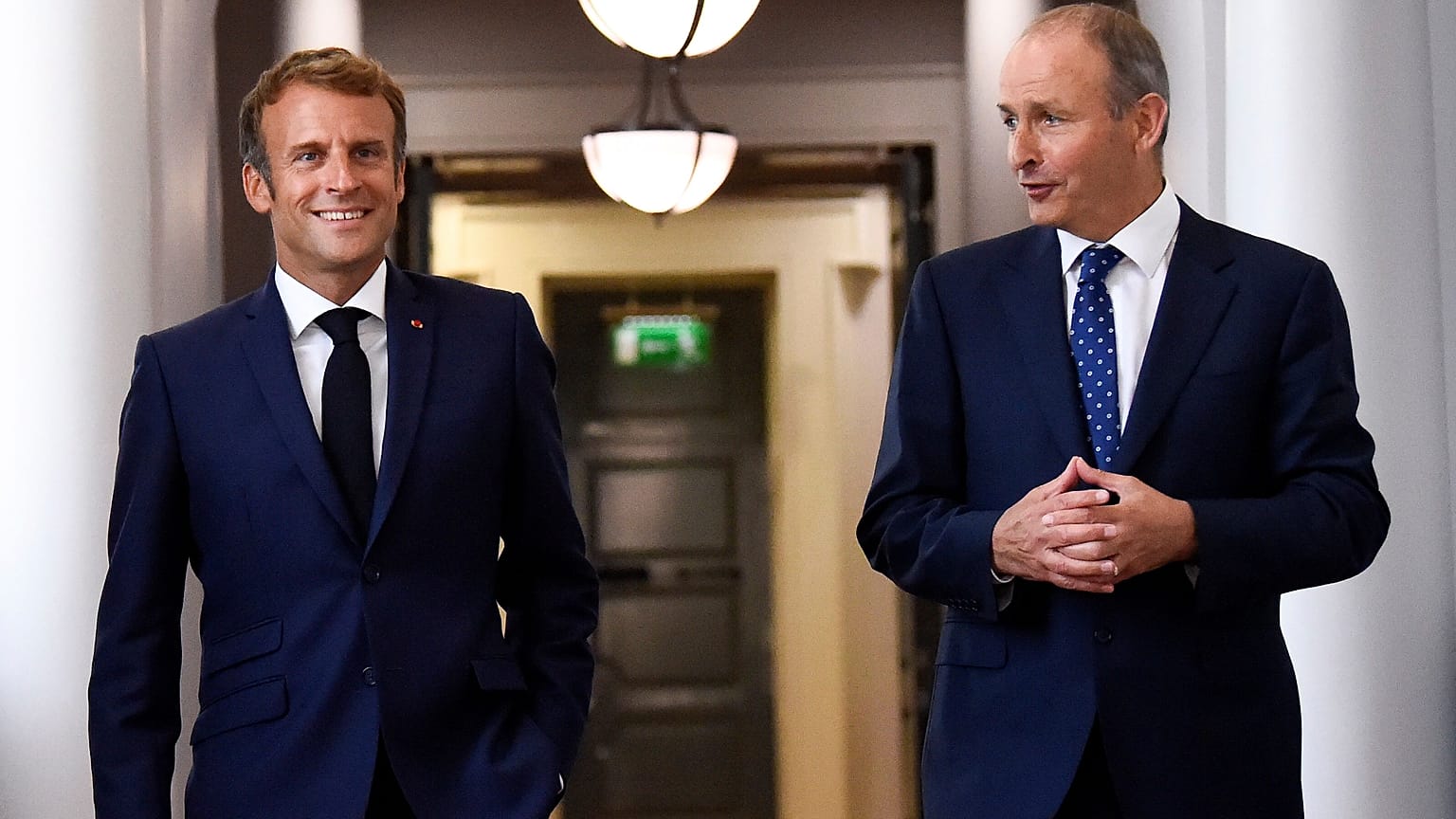 Macron pide a Irlanda que suba sus impuestos corporativos