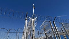 Hinter Nato-Draht: Afghanische Ortskräfte im berüchtigten Camp Röszke