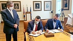 Η ΣΤΙΓΜΗ ΤΗΣ ΥΠΟΓΡΑΦΗΣ