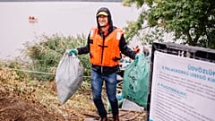 Önkéntesek tisztítják a Tisza vizét