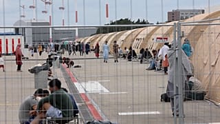 تصاویری از اسکان موقت افغان‌ها در پایگاه هوایی آمریکا در آلمان